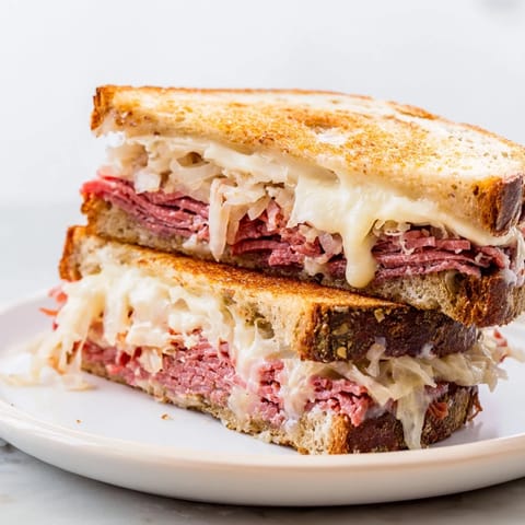 Classic Corned Beef Sandwich
